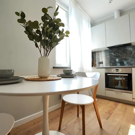 Mdrent Oliwski Mlyn Apartment *